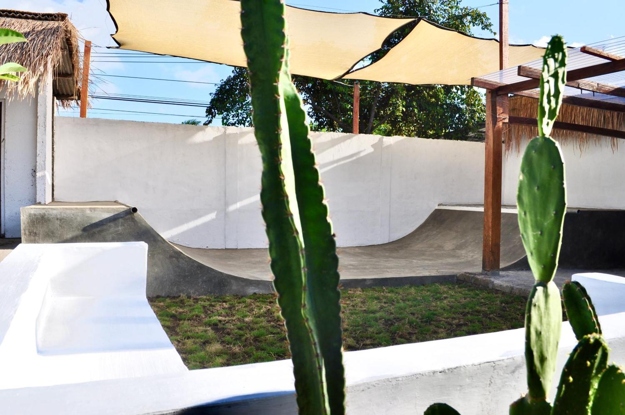 Ripbowl Guest House Selong Belanak Bagian luar foto