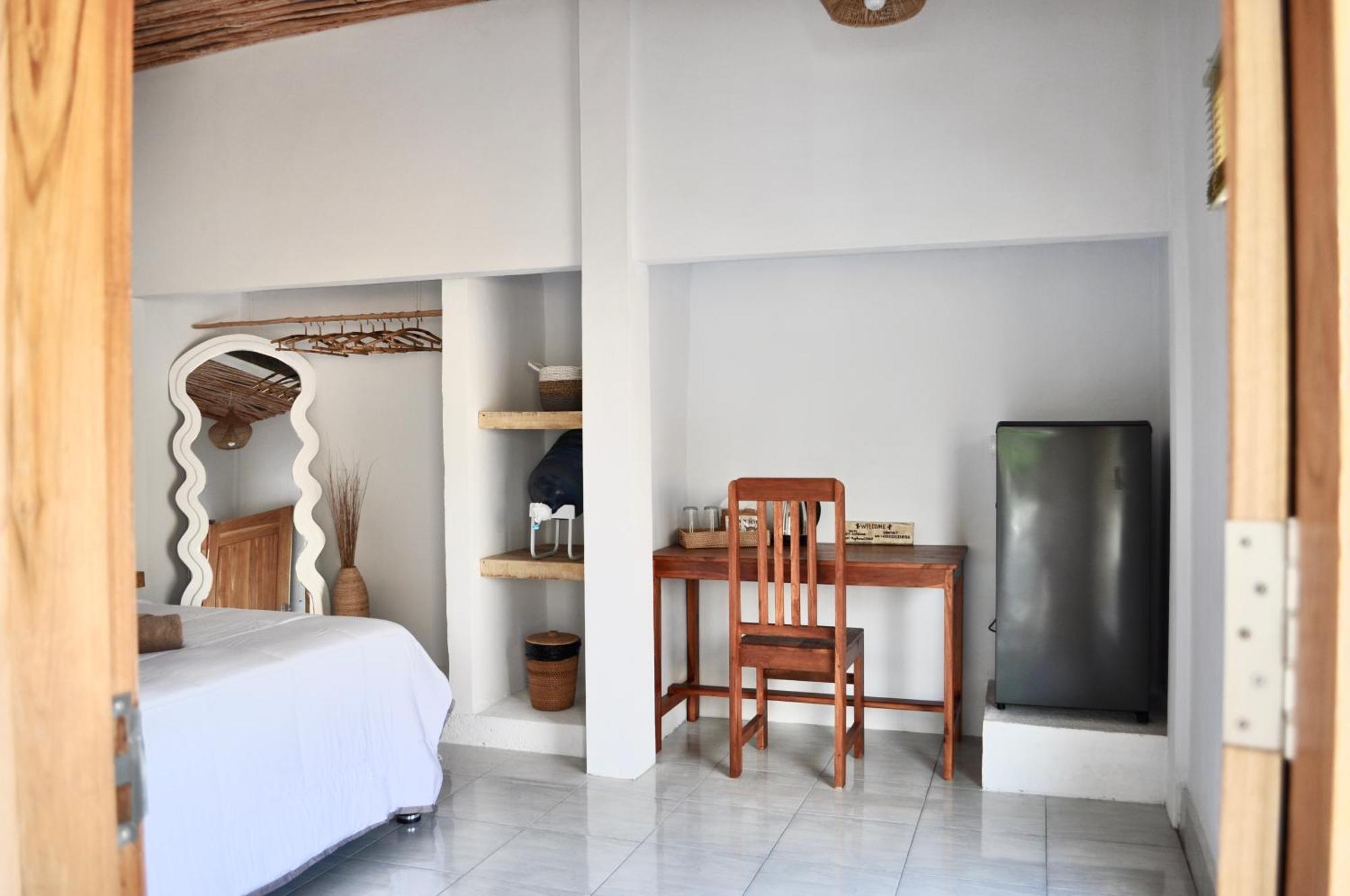 Ripbowl Guest House Selong Belanak Bagian luar foto