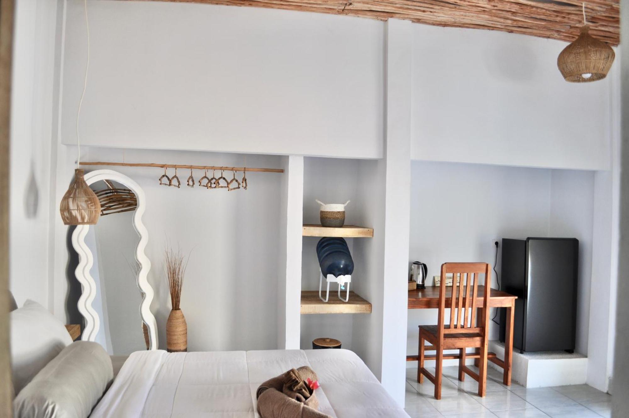 Ripbowl Guest House Selong Belanak Bagian luar foto