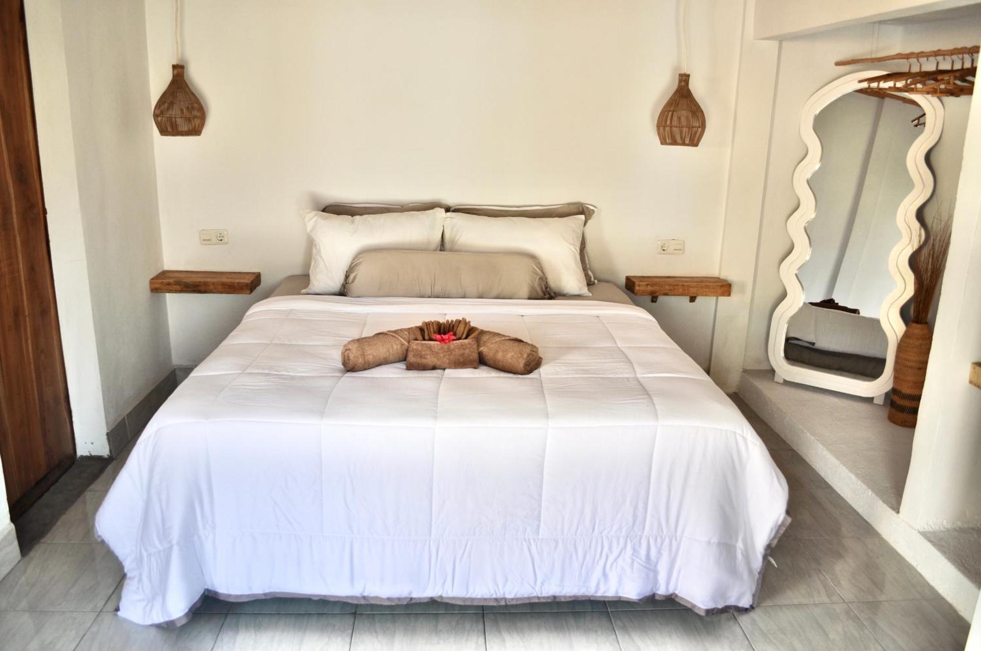Ripbowl Guest House Selong Belanak Bagian luar foto